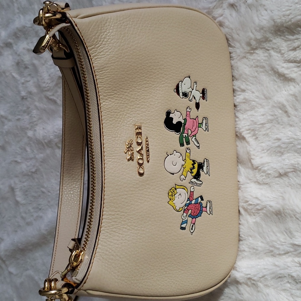 Coach Peanut crossbody bag